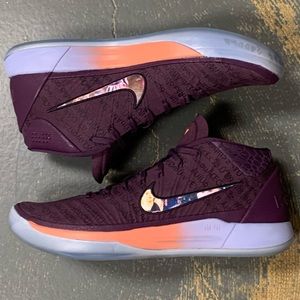 kobe ad mid booker